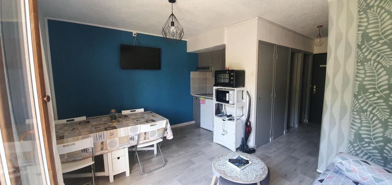 Studio 4 A 5 Personnes Saint Jean Montclar Montclar  Exterior foto