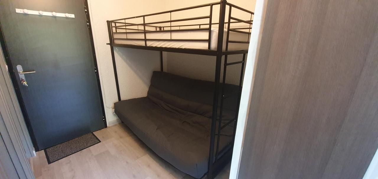 Studio 4 A 5 Personnes Saint Jean Montclar Montclar  Exterior foto